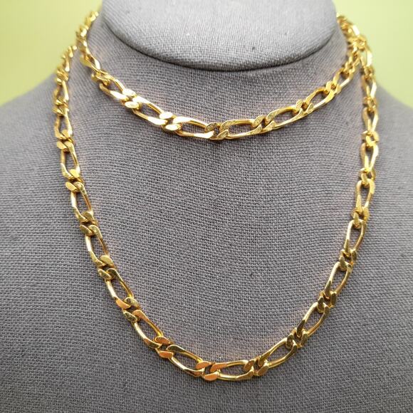 Vintage Signed Monet FIGARO Chain 30 inch LONG flattened links ELEGANT Necklace - Picture 1 of 8